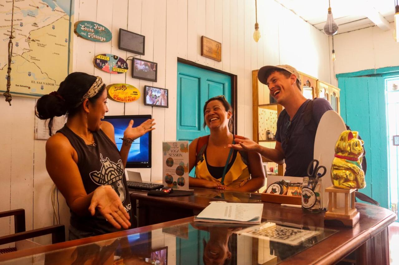 Los Amigos Hostel 플로레스 외부 사진